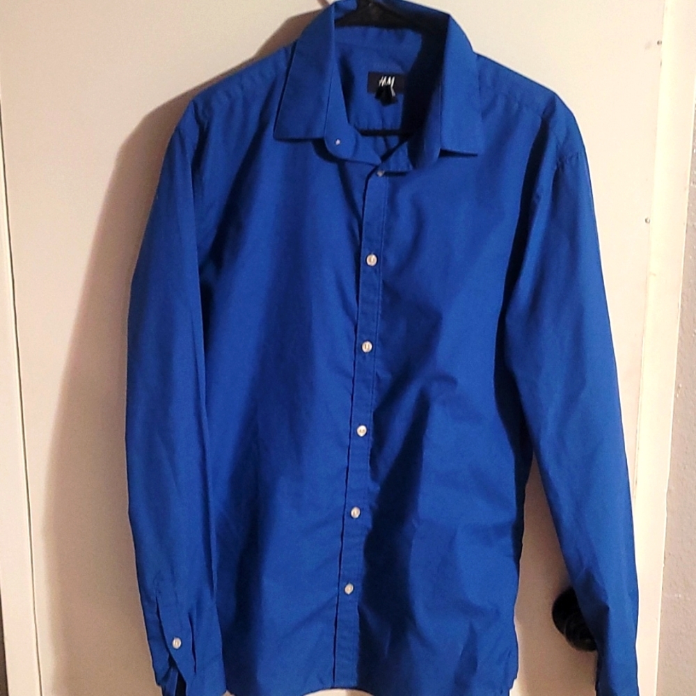 H&M LONG SLEEVE BUTTON UP DRESS SHIRT
